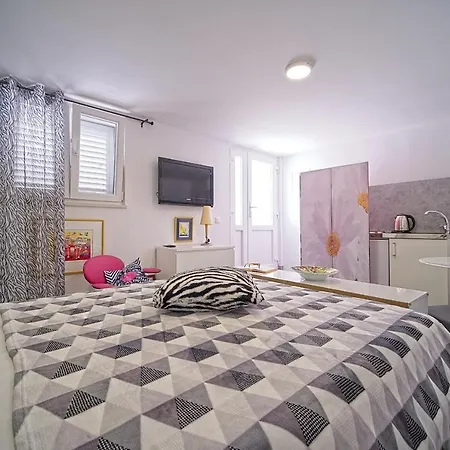 Apartments Lux Makarska Exterior photo