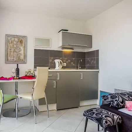 Apartments Lux Makarska Exterior photo