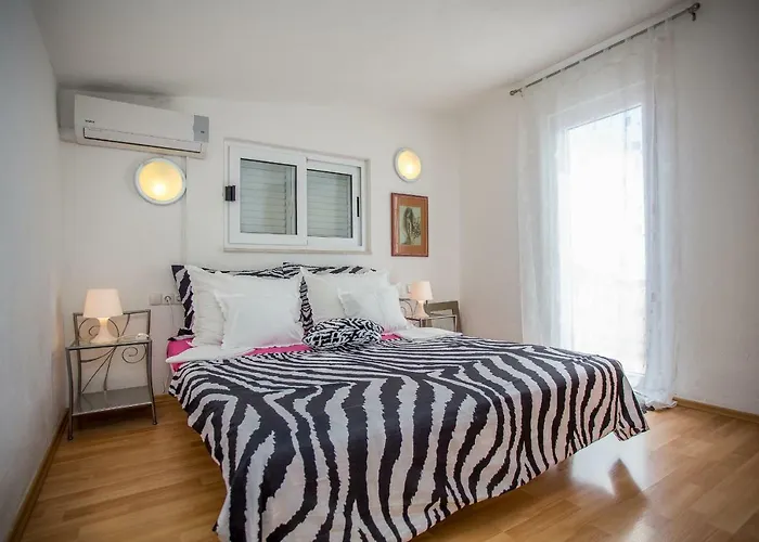 Apartments Lux