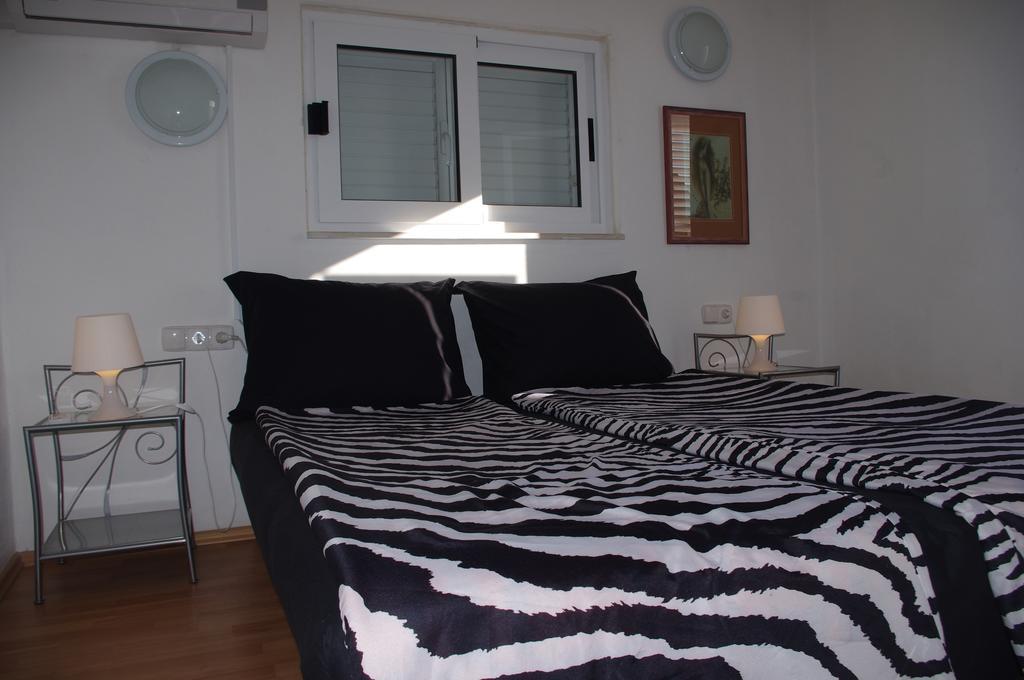 Lux Makarska